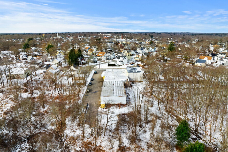 205 Commercial St, Whitman, MA for lease - Building Photo - Image 2 of 21