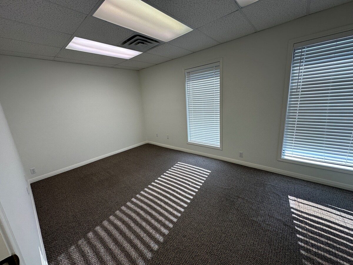 12343 Hymeadow Dr, Austin, TX 78750 - Unité 3B - - Photo intérieure - Image 2 of 9