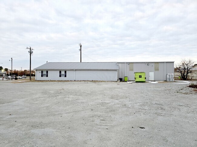 Plus de détails pour 163 W Pine St, Bridgeton, NC - Industriel à louer