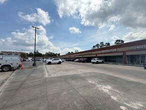 1522-1580 Kingwood Dr, Kingwood, TX à louer Photo intérieure- Image 2 de 10