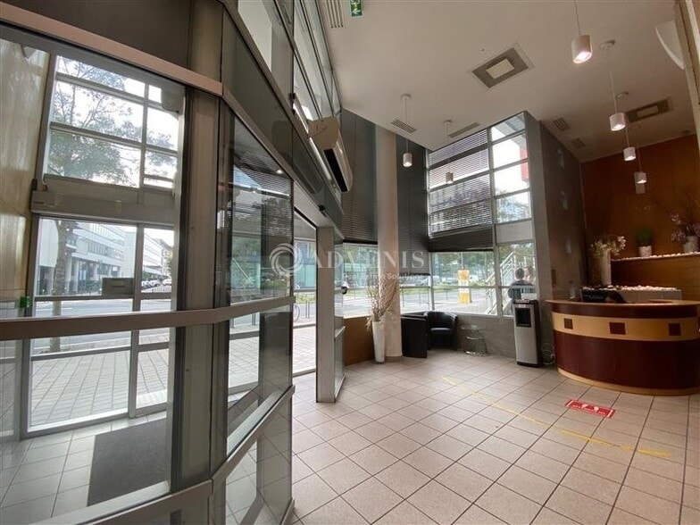 30 Avenue Carnot, Massy à louer - Hall d’entrée - Image 3 de 11