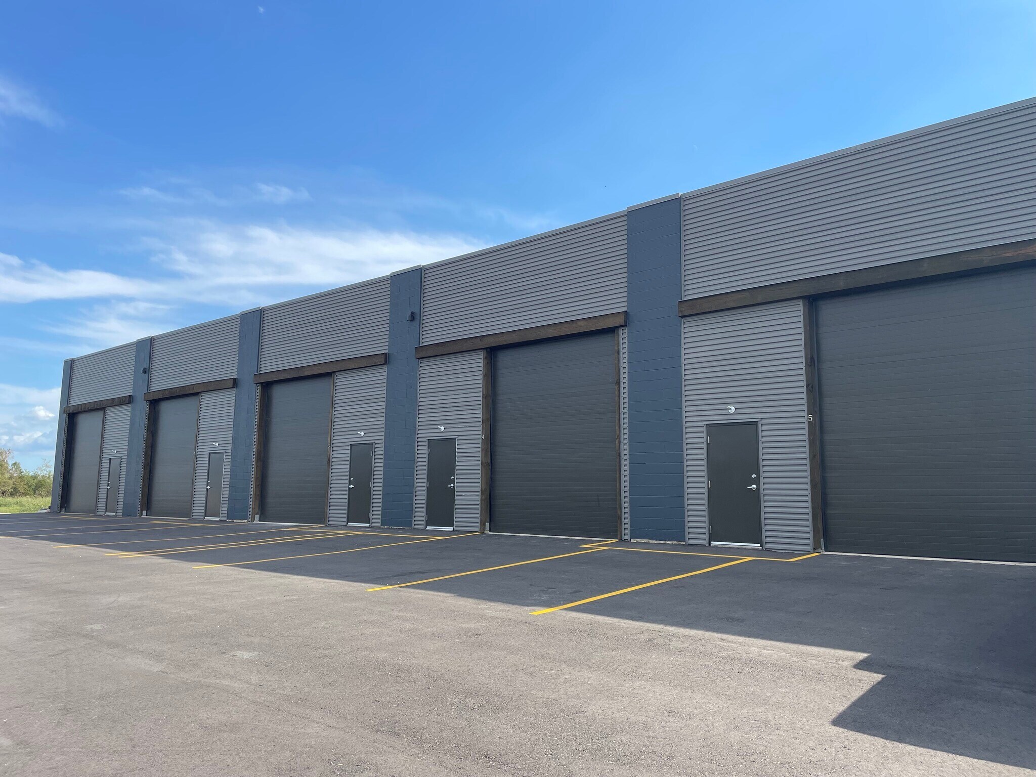 6935 Big Lake Rd, Lake Charles, LA for lease Primary Photo- Image 1 of 9