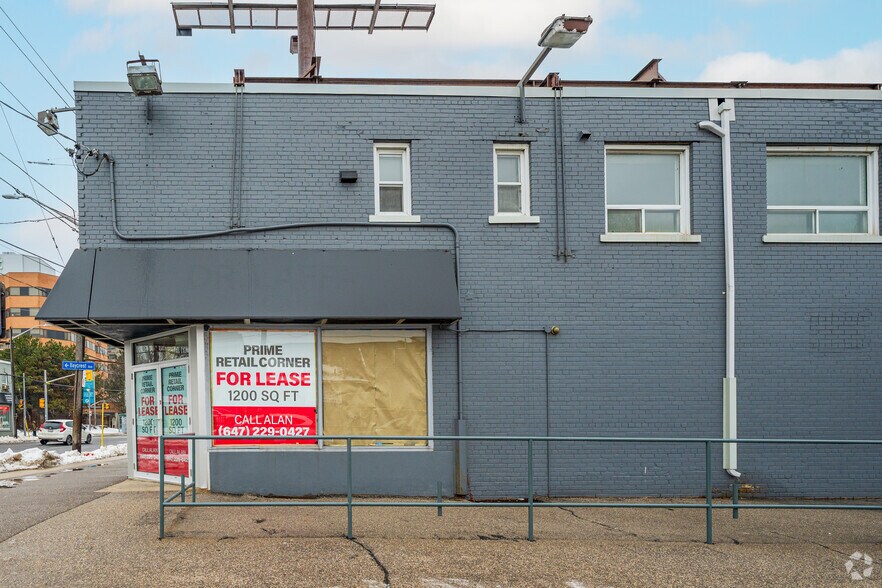 3519 Bathurst St, Toronto, ON à louer - Photo du bâtiment - Image 2 de 6