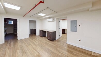 109 Tidewater St, Jersey City, NJ for lease Interior Photo- Image 2 of 7