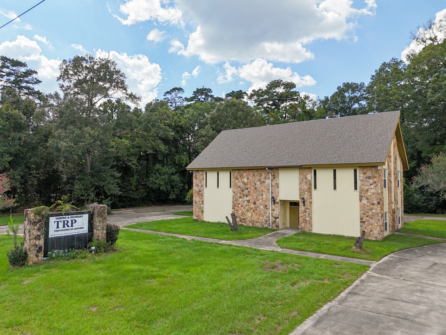 1783 Florida Ave SW, Denham Springs, LA à vendre Photo du bâtiment- Image 1 de 11