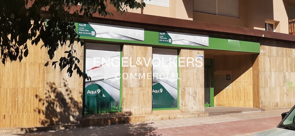 Retail in Sabadell, Barcelona for lease - Interior Photo - Image 2 of 2