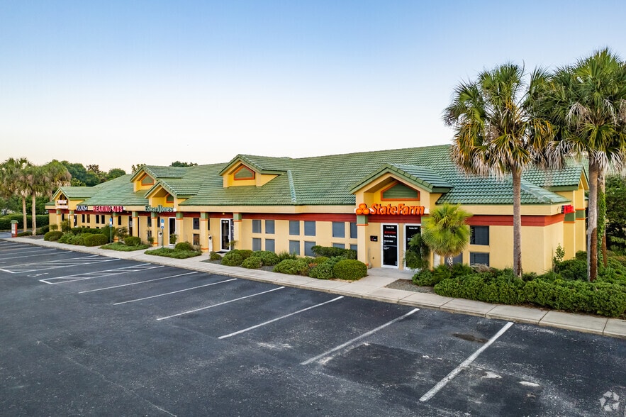 10935 SE 177th Pl, Summerfield, FL for lease - Building Photo - Image 3 of 11