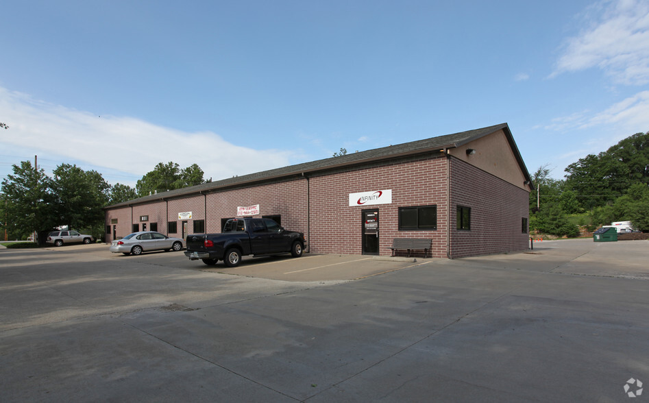 14500 Parallel Rd, Basehor, KS for sale - Primary Photo - Image 1 of 1