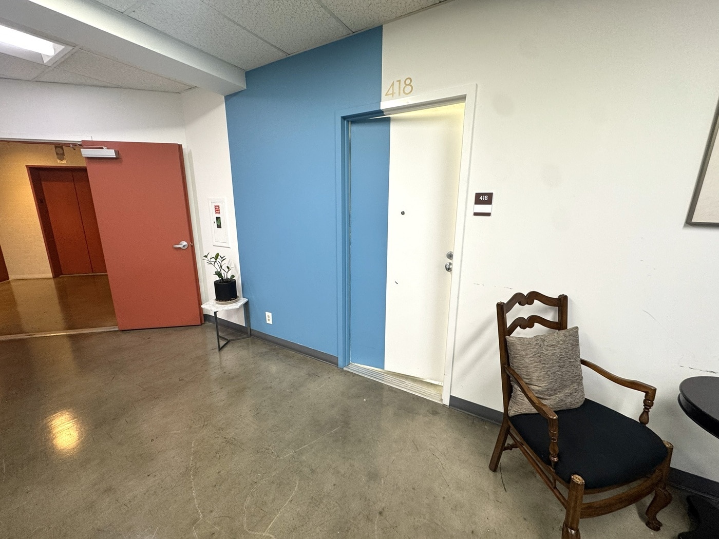 210 E Olympic Blvd, Los Angeles, CA à louer Photo intérieure- Image 1 de 8