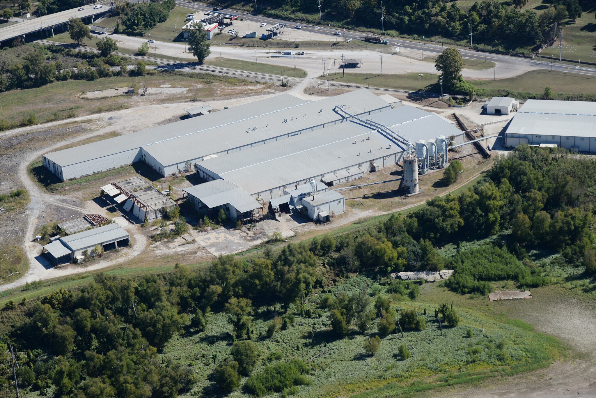 1735 N Washington St, Vicksburg, MS à vendre Photo du bâtiment- Image 1 de 7