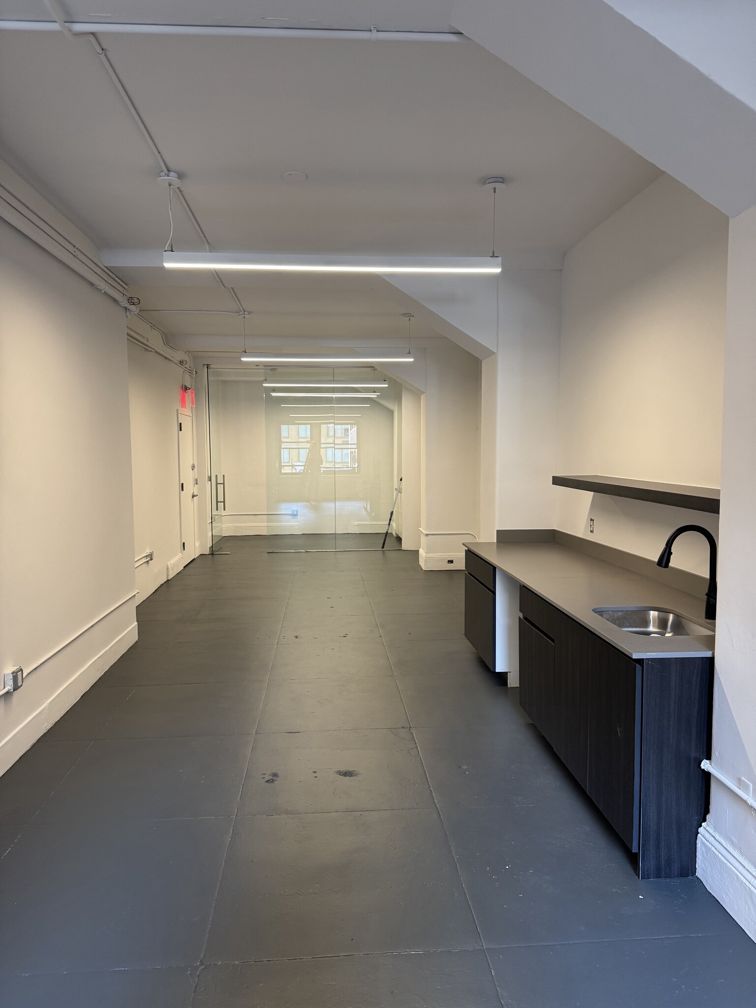 41 Union Sq W, New York, NY for lease Interior Photo- Image 1 of 5