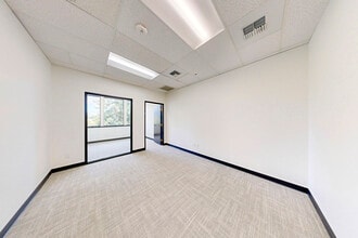 676 Woodland Square Loop SE, Lacey, WA for lease Interior Photo- Image 2 of 5