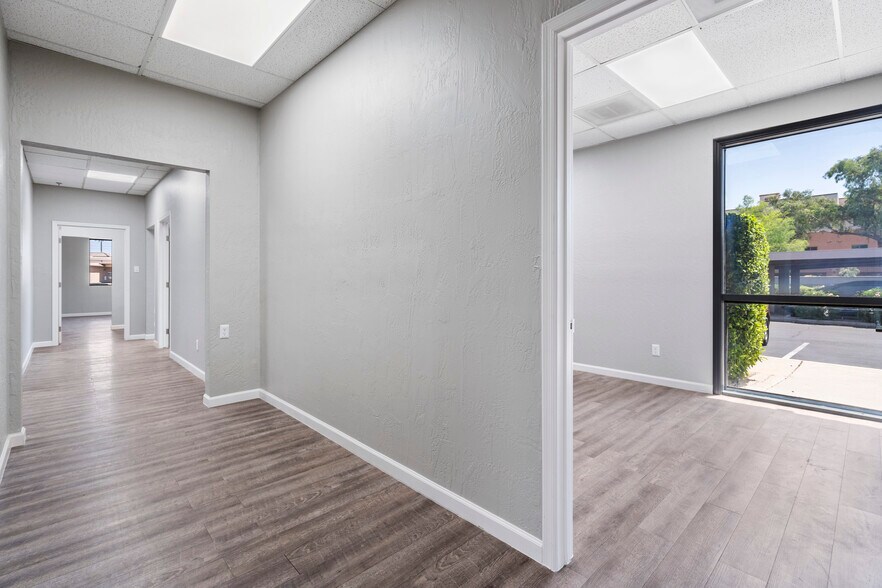 10505 N 69th St, Scottsdale, AZ for lease - Interior Photo - Image 2 of 20