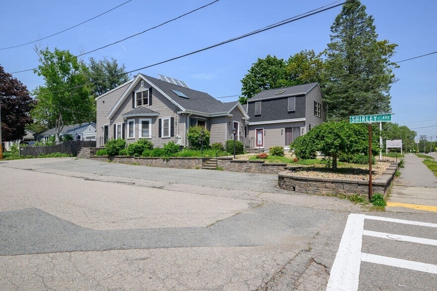 275 W Main St, Norton, MA à vendre - Photo du bâtiment - Image 3 de 6