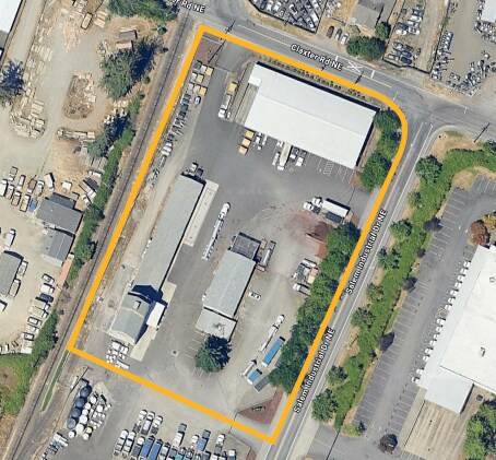 4195 Salem Industrial Dr NE, Salem, OR for sale - Building Photo - Image 2 of 8