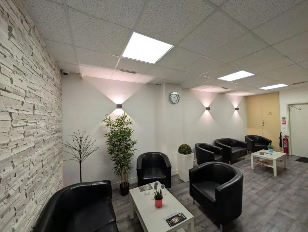 Office in Cergy for lease Lobby- Image 1 of 11