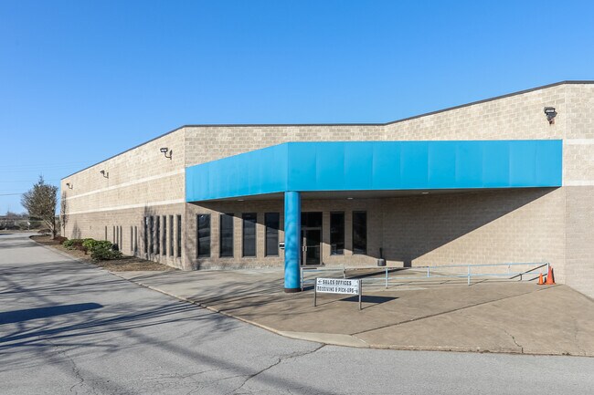 Plus de détails pour 1130 Lebanon Rd, West Mifflin, PA - Industriel à louer