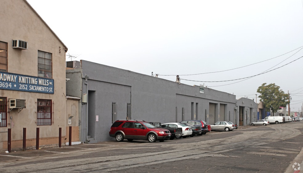 2150 Sacramento St, Los Angeles, CA for lease - Building Photo - Image 3 of 51