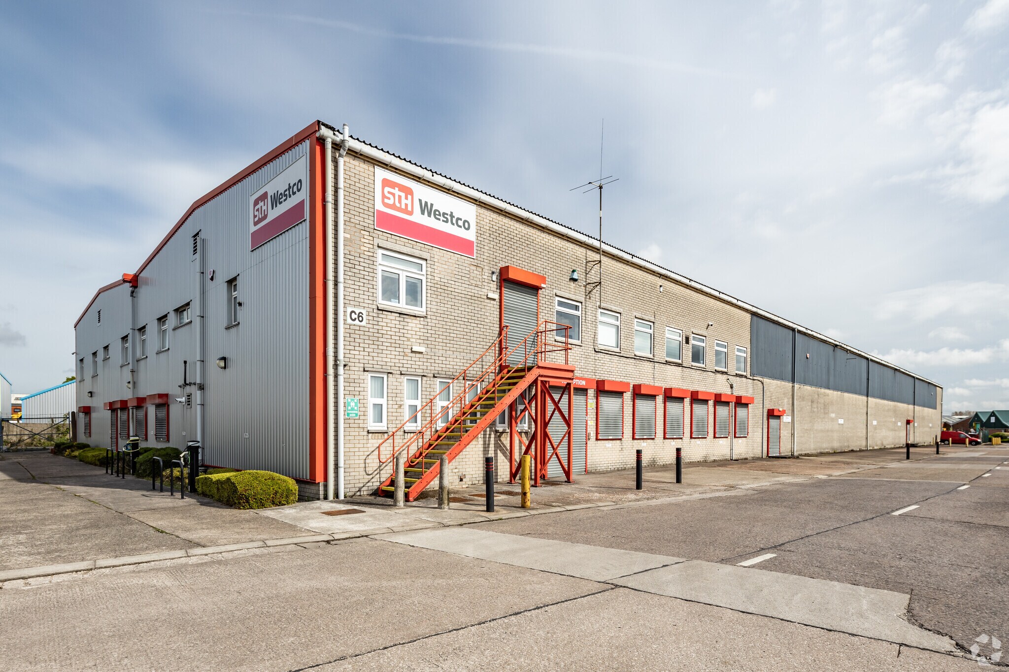 Walter Leigh Way, Leigh à louer Photo principale- Image 1 de 5