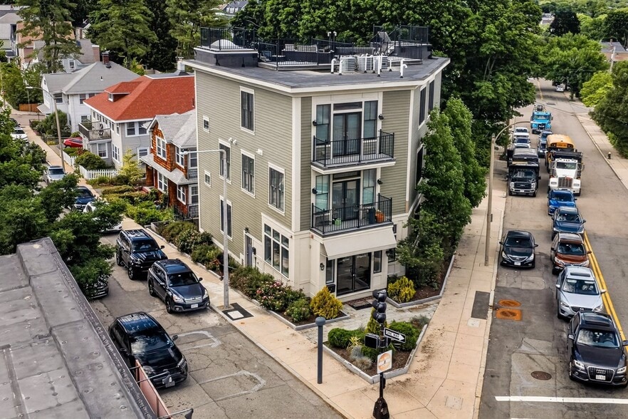 370 Beech St, Boston, MA for sale - Building Photo - Image 1 of 18