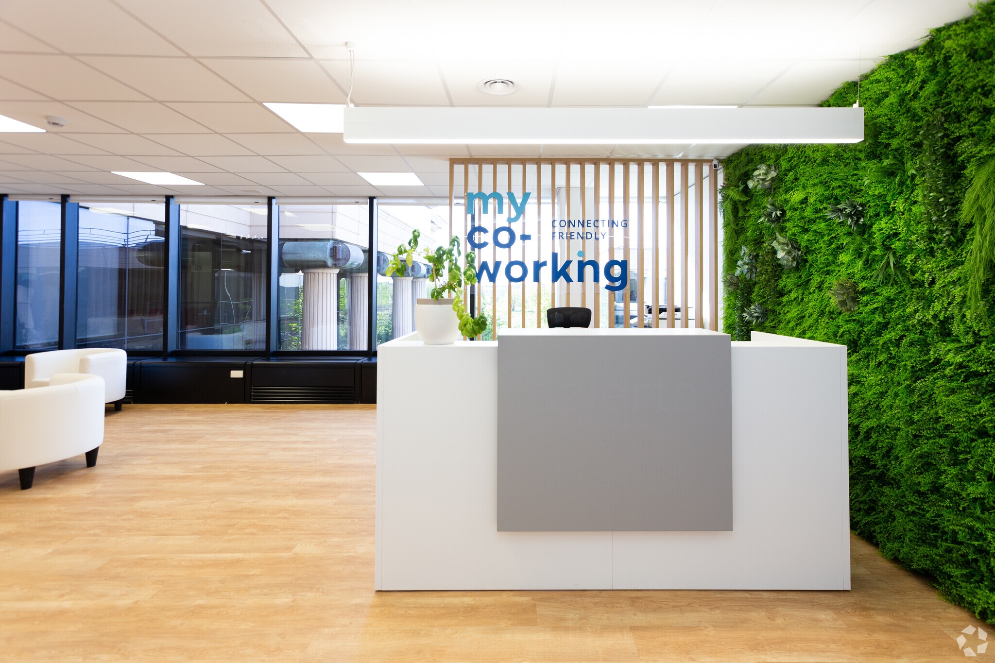 Vía Dos Castillas, 33, Pozuelo de Alarcón, Madrid for lease Interior Photo- Image 1 of 8