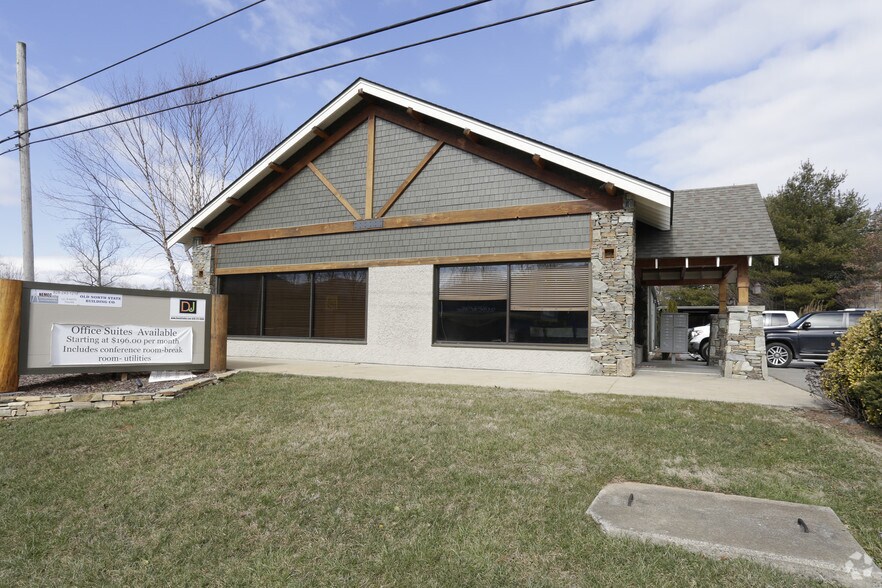 2130 US Highway 70, Swannanoa, NC à louer - Photo du bâtiment - Image 2 de 4