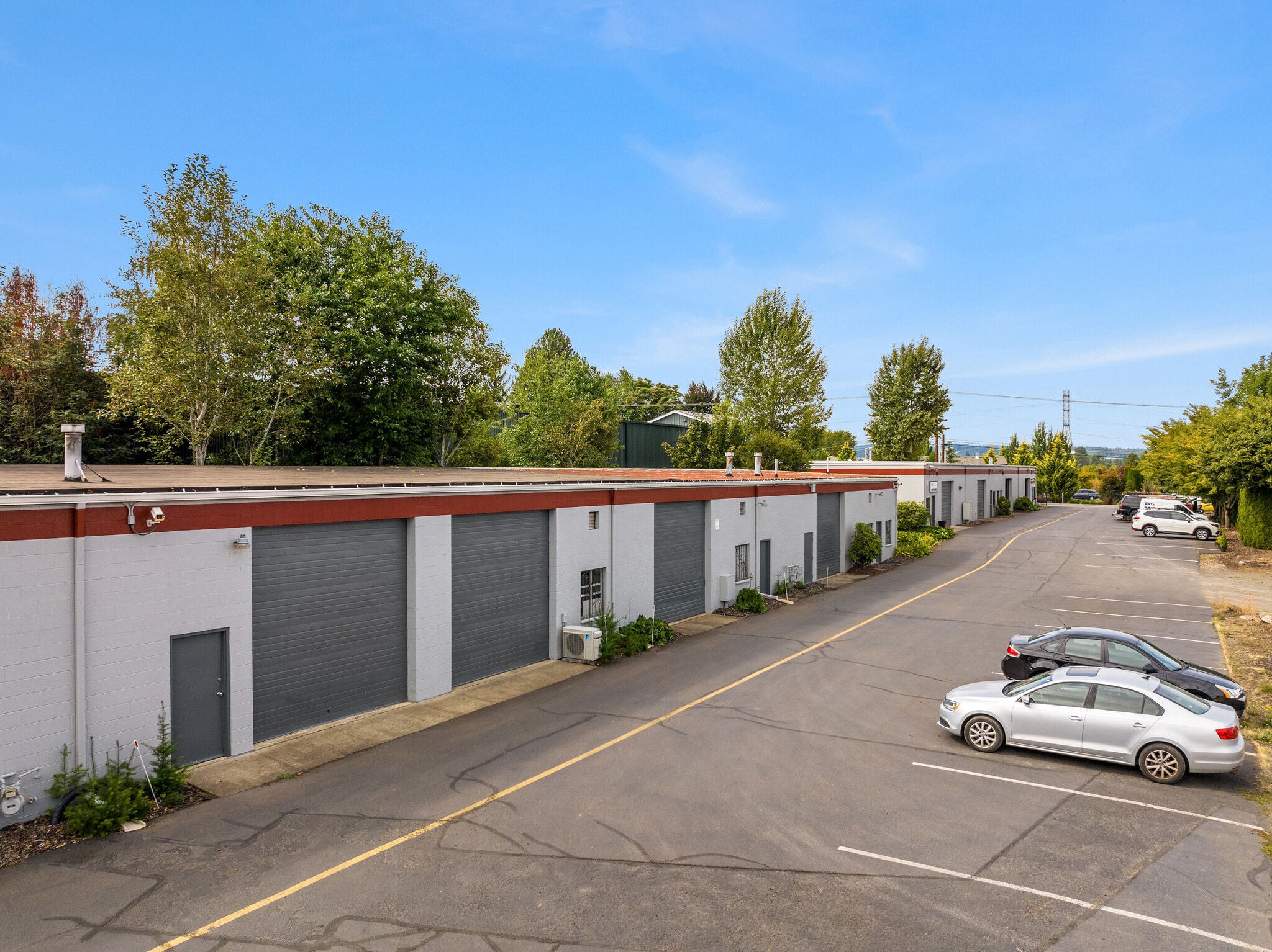 19730 SW Cipole Rd, Tualatin, OR for lease Primary Photo- Image 1 of 9