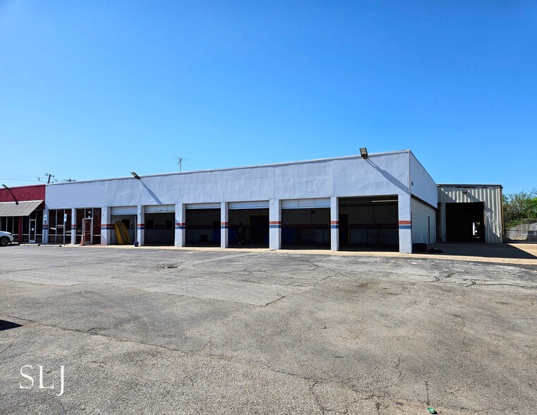 3317 Inwood Rd, Dallas, TX for lease - Building Photo - Image 2 of 41
