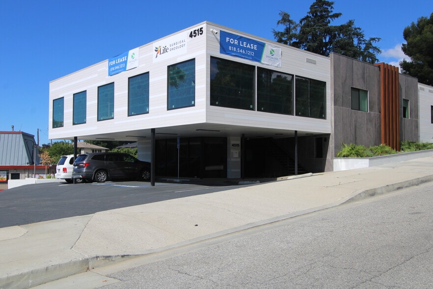 4515 Castle Rd, La Cañada Flintridge, CA for lease - Building Photo - Image 2 of 2