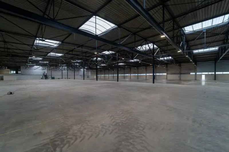 3 Rue Jean Perrin, Chassieu for lease Interior Photo- Image 1 of 9