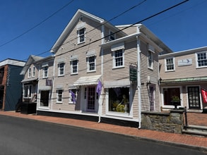 84-94 William St, Newport, RI for lease Interior Photo- Image 2 of 20