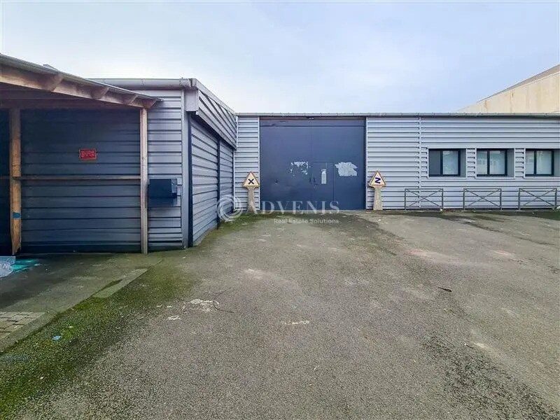 Flex in Saint-Brieuc for lease Building Photo- Image 1 of 12