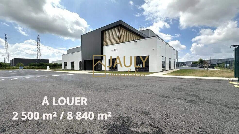 Industriel dans Mareuil-lès-Meaux à louer - Photo du bâtiment - Image 1 de 21