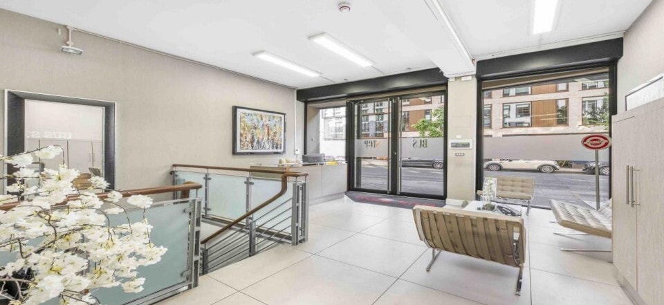 45-46 Berners St, London for lease - Interior Photo - Image 2 of 14