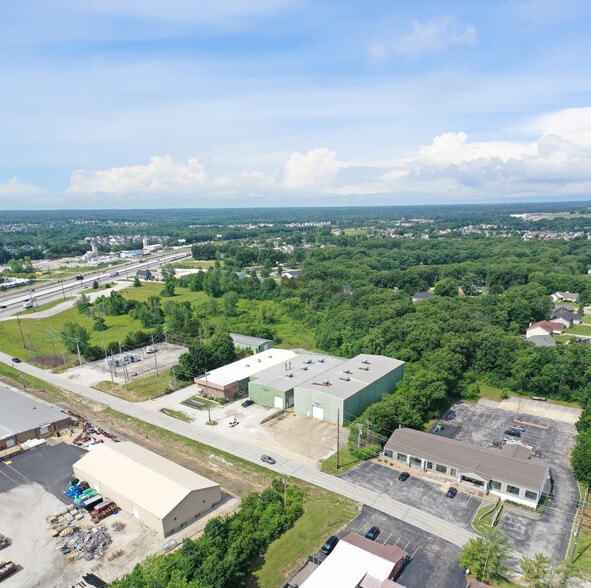 55 May Rd, Wentzville, MO for lease - Building Photo - Image 2 of 8