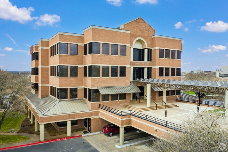 13915 N Mo Pac Expy, Austin, TX for lease - Building Photo - Image 2 of 8