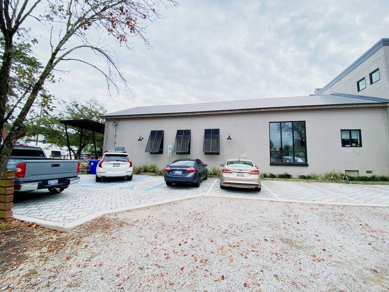 711 Meeting St, Charleston, SC for sale - Building Photo - Image 3 of 19