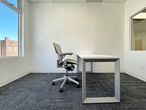 299 Glenwood Ave, Bloomfield, NJ for lease Interior Photo- Image 1 of 7