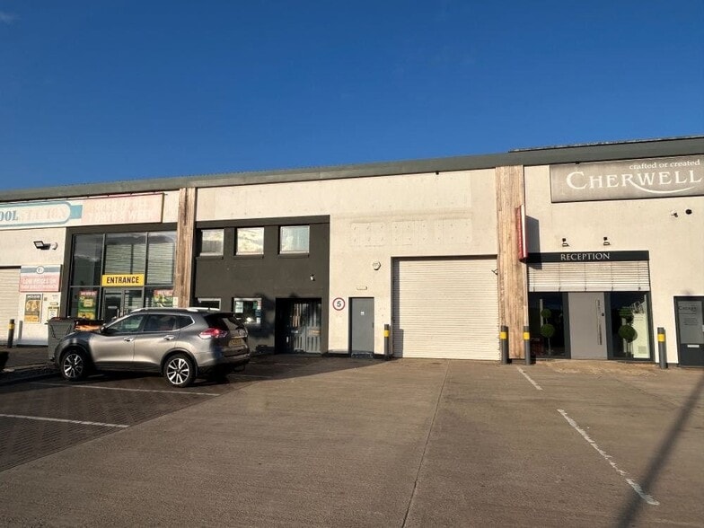 Unit G4 Marley Way, Banbury for lease - Building Photo - Image 3 of 8