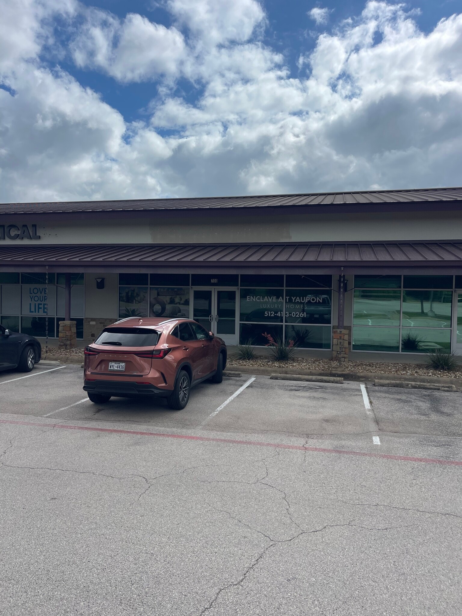1607 Ranch Road 620 N, Lakeway, TX à louer Photo intérieure- Image 1 de 10