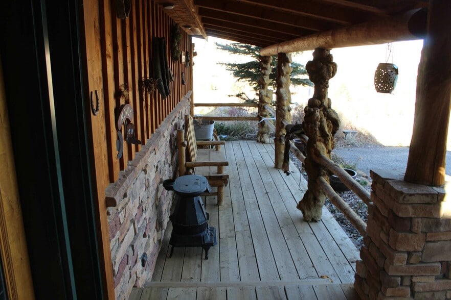 65 Bald Mountain Rd, Dubois, WY for sale - Building Photo - Image 1 of 23