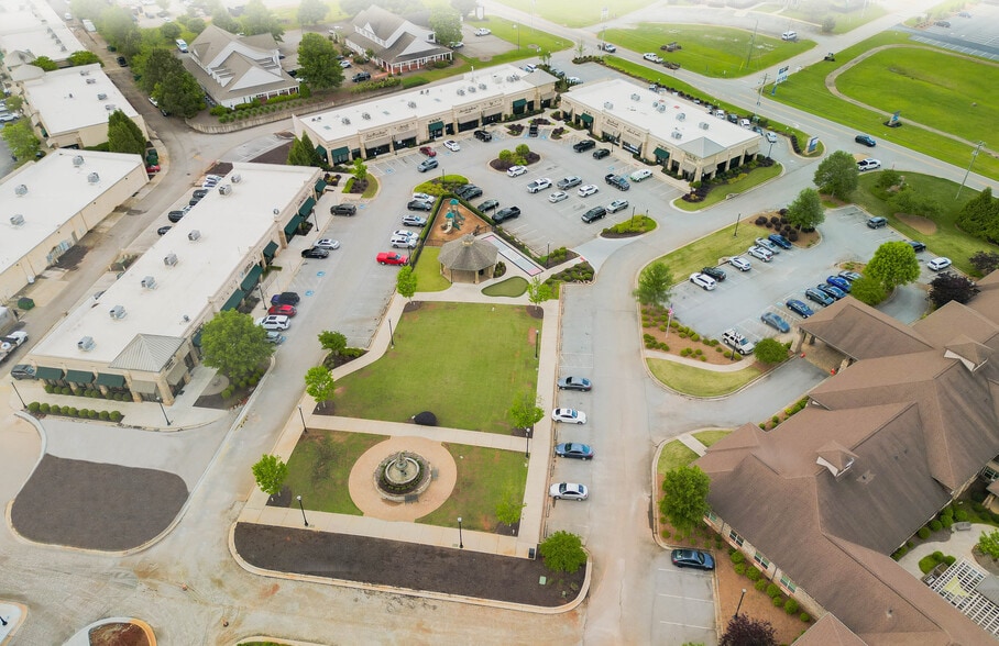 121 Harmony Crossing, Eatonton, GA for lease - Building Photo - Image 2 of 4