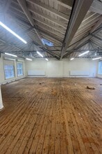 3 Long Yard, London for lease Interior Photo- Image 1 of 1