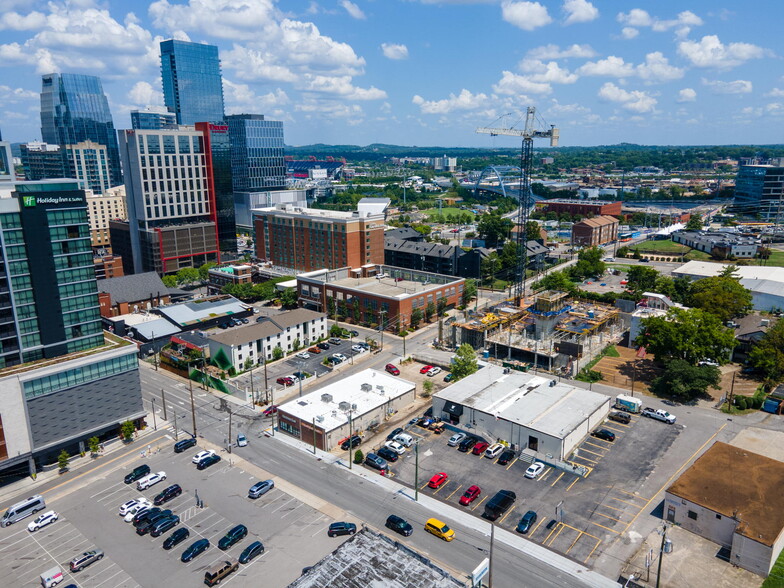 319 Peabody St, Nashville, TN à vendre - Photo du bâtiment - Image 3 de 40