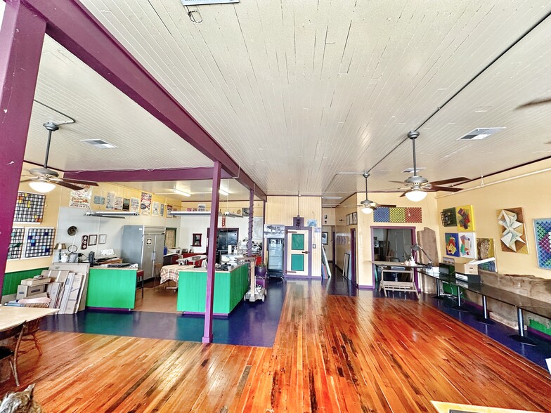 7-9 Main St, Isleton, CA à vendre - Photo intérieure - Image 3 de 40