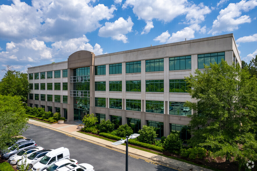 2530 Meridian Pky, Durham, NC for lease - Building Photo - Image 1 of 24