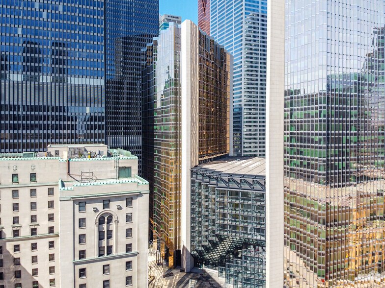 200 Bay St, Toronto, ON à louer - Photo du bâtiment - Image 1 de 38