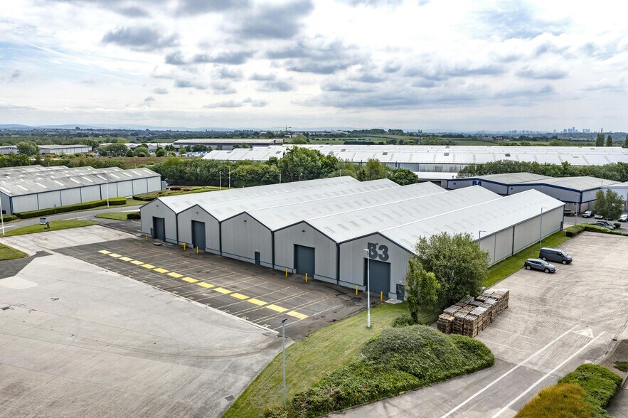 B10 Broadlands, Heywood à louer - Photo du bâtiment - Image 3 de 12