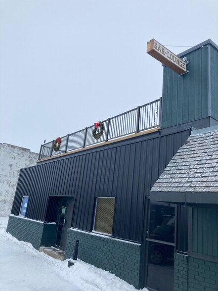 220 Towner Ave, Larimore, ND à vendre - Photo du bâtiment - Image 3 de 23
