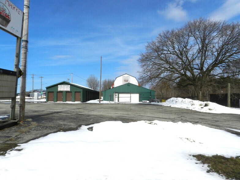 67734 M 152, Dowagiac, MI à vendre - Photo du bâtiment - Image 3 de 4